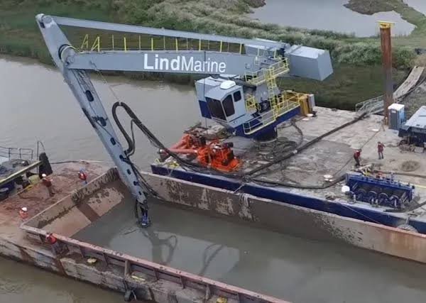 Loading Dredgers